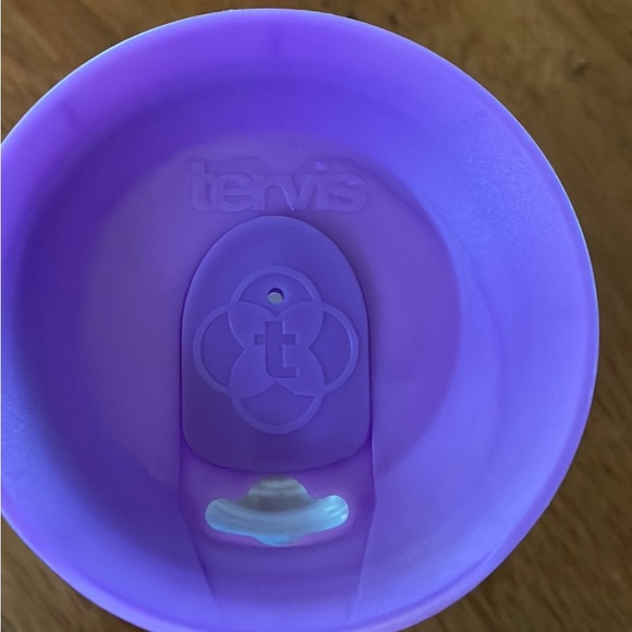 16 ounce Tervis Tumbler with lid - Picture 3 of 3